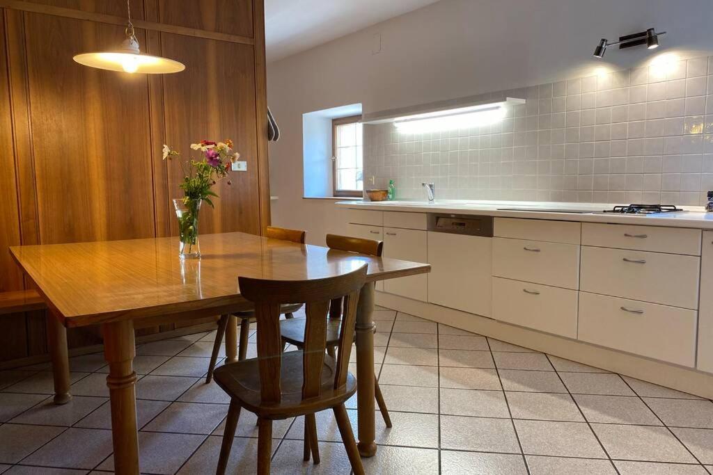 Grosse Wohnung Mit Garagenparkplatz Fie allo Sciliar Exterior photo